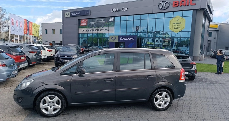 Opel Zafira cena 33900 przebieg: 129100, rok produkcji 2013 z Grybów małe 92